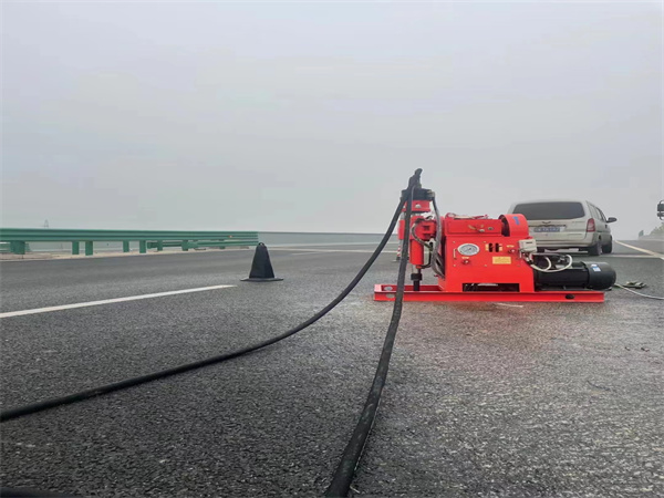 老街街道马路路基路面开裂下沉注浆加固灌浆